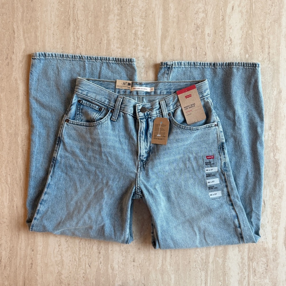Levi's Midy Wide Leg Ankle Jeans